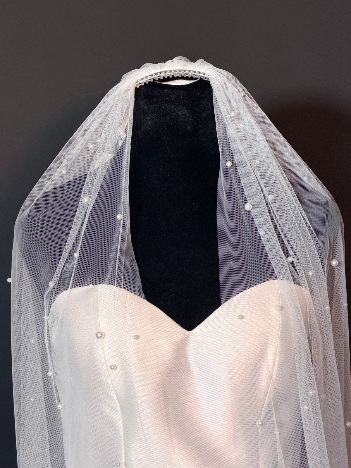 Pearl Cathedral Veil — photograph 5 of 5
