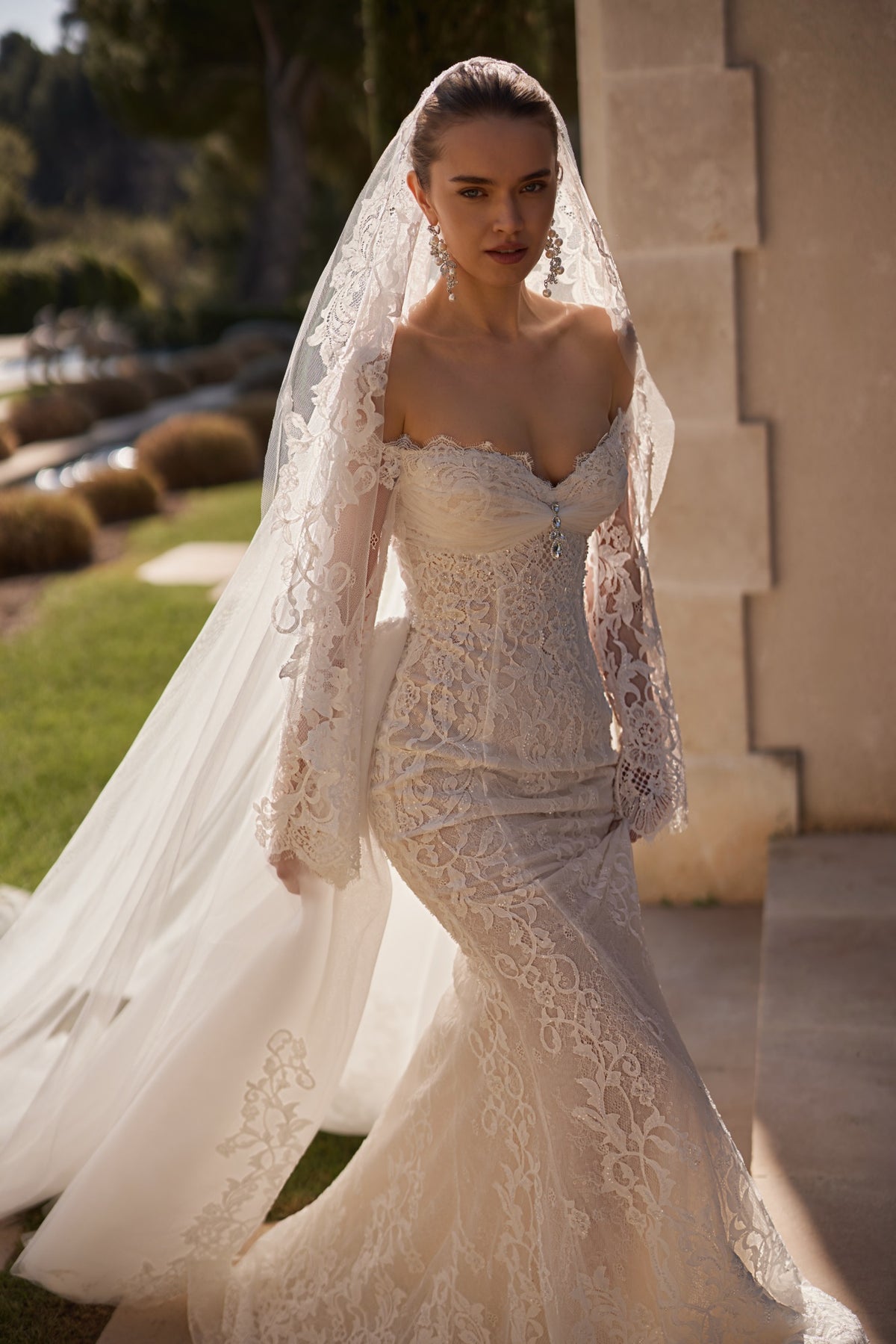 Tiana — photograph 5 of 5