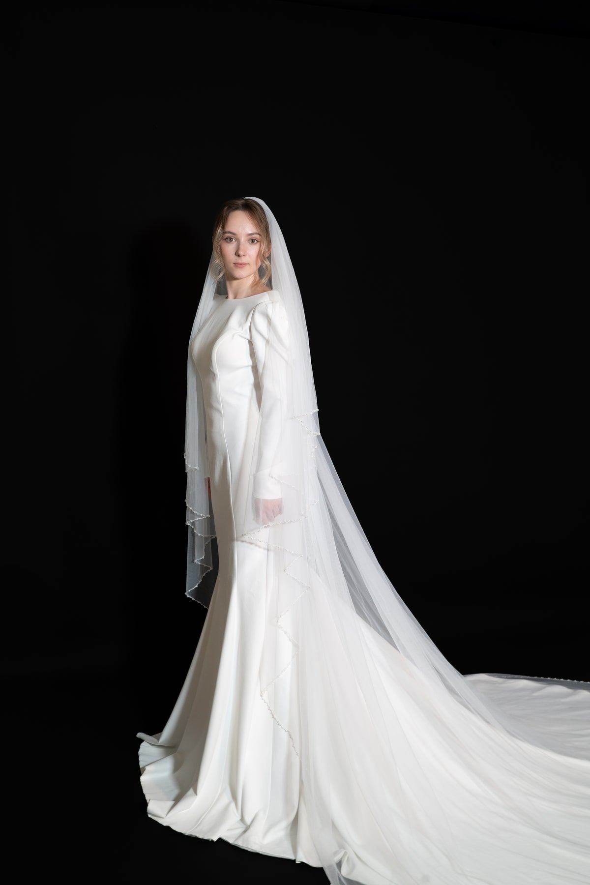 Blusher Veil with Crystal & Pearl — photograph 4 of 6